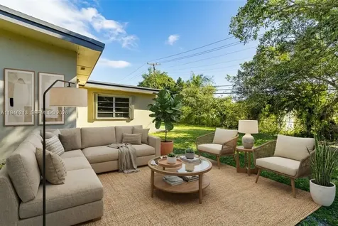 360 NW 199th Street Miami Gardens FL 33169