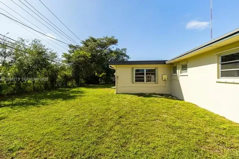 360 NW 199th Street Miami Gardens FL 33169