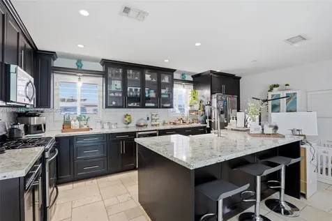 4335 SW 98th Court Miami FL 33165