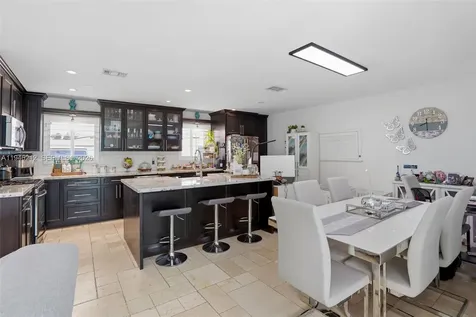 4335 SW 98th Court Miami FL 33165