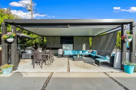 4335 SW 98th Court Miami FL 33165
