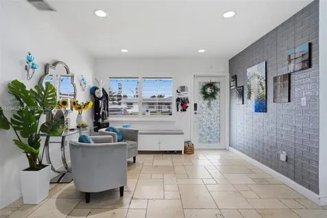4335 SW 98th Court Miami FL 33165