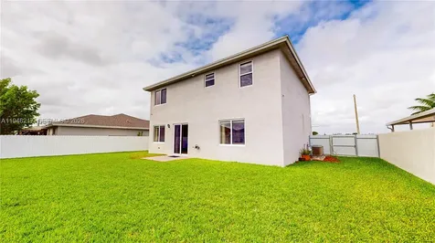 13374 SW 274th Street Homestead FL 33032