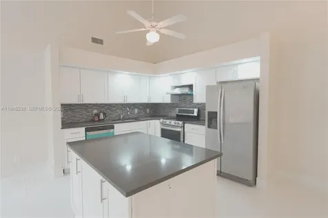 518 NE 48th Street Boca Raton FL 33431