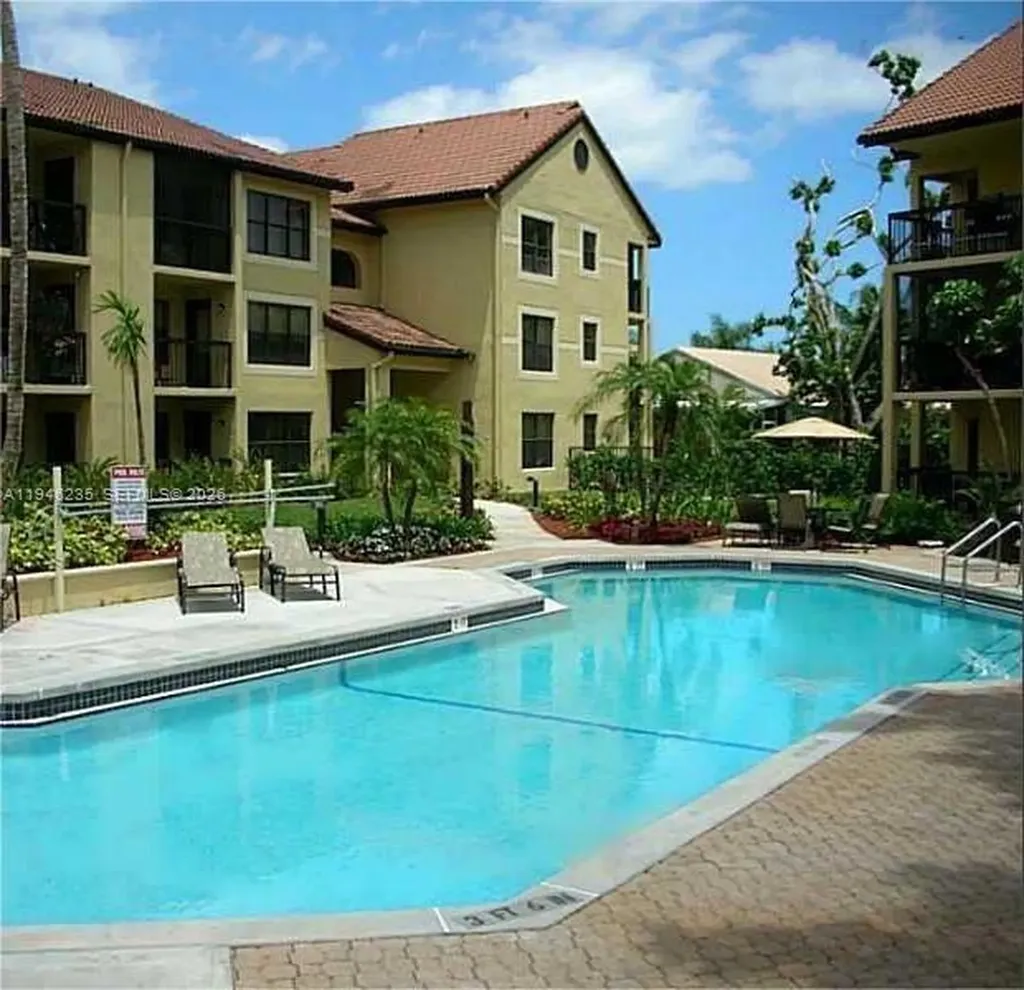 Pompano Beach FL 33069