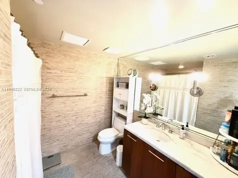 50 Biscayne Boulevard Miami FL 33132
