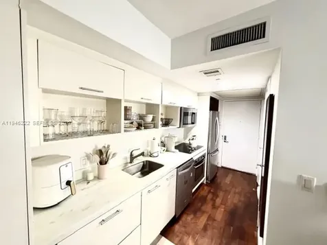 50 Biscayne Boulevard Miami FL 33132