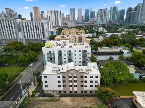 650 SW 1st Street Miami FL 33130