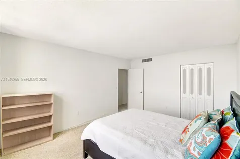 20100 W Country Club Drive Aventura FL 33180