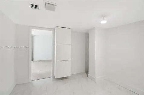 20100 W Country Club Drive Aventura FL 33180