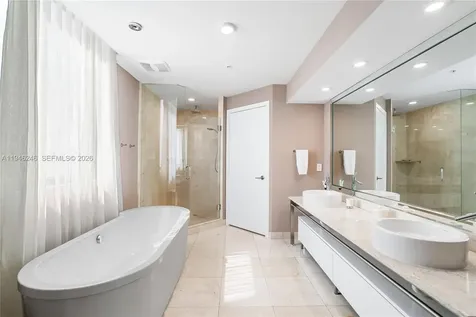 16275 Collins Avenue Sunny Isles Beach FL 33160