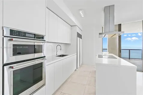 16275 Collins Avenue Sunny Isles Beach FL 33160