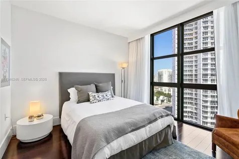 16275 Collins Avenue Sunny Isles Beach FL 33160