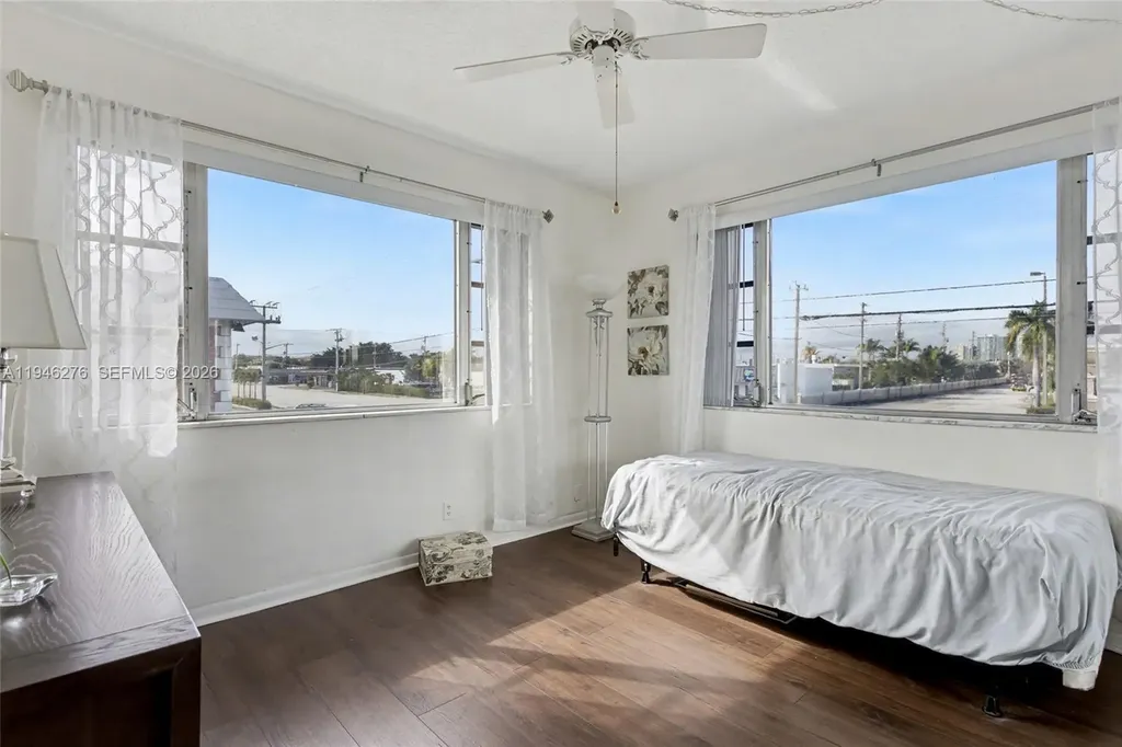 412 S Cypress Road Pompano Beach FL 33060