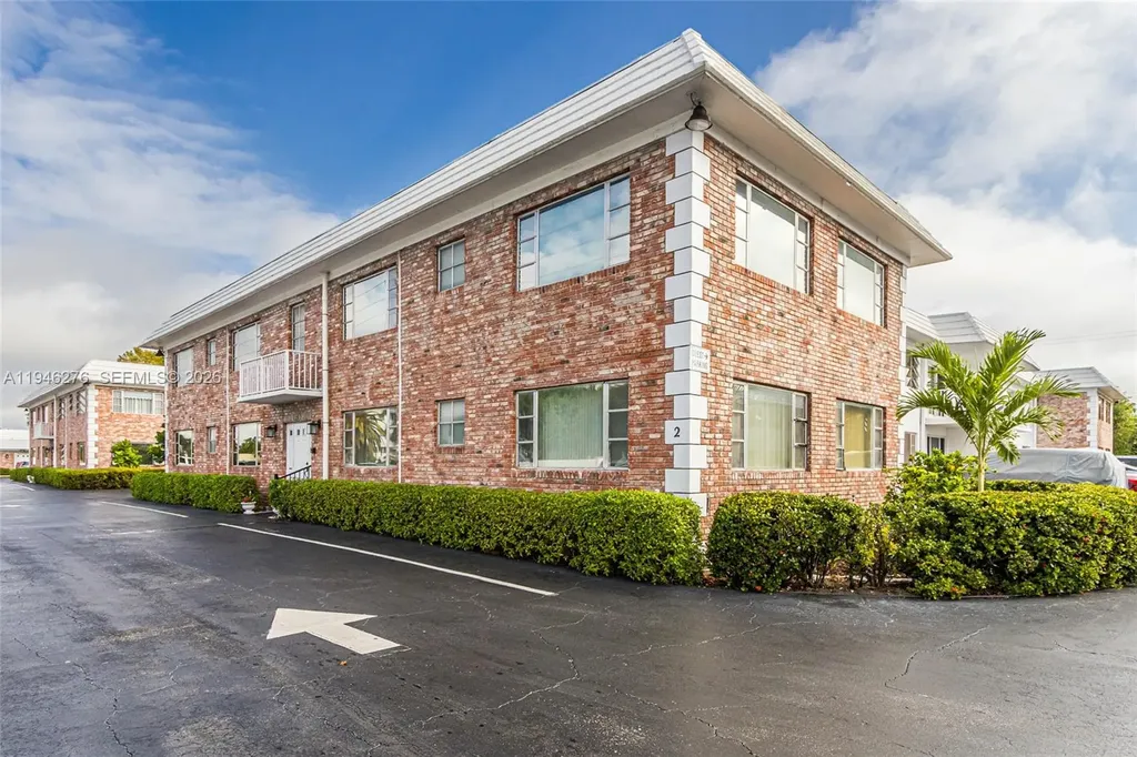 412 S Cypress Road Pompano Beach FL 33060