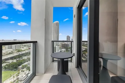 239 SW 9th Street Miami FL 33130