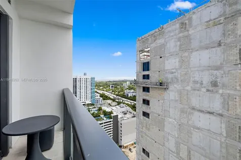239 SW 9th Street Miami FL 33130