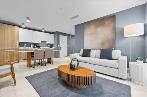 239 SW 9th Street Miami FL 33130