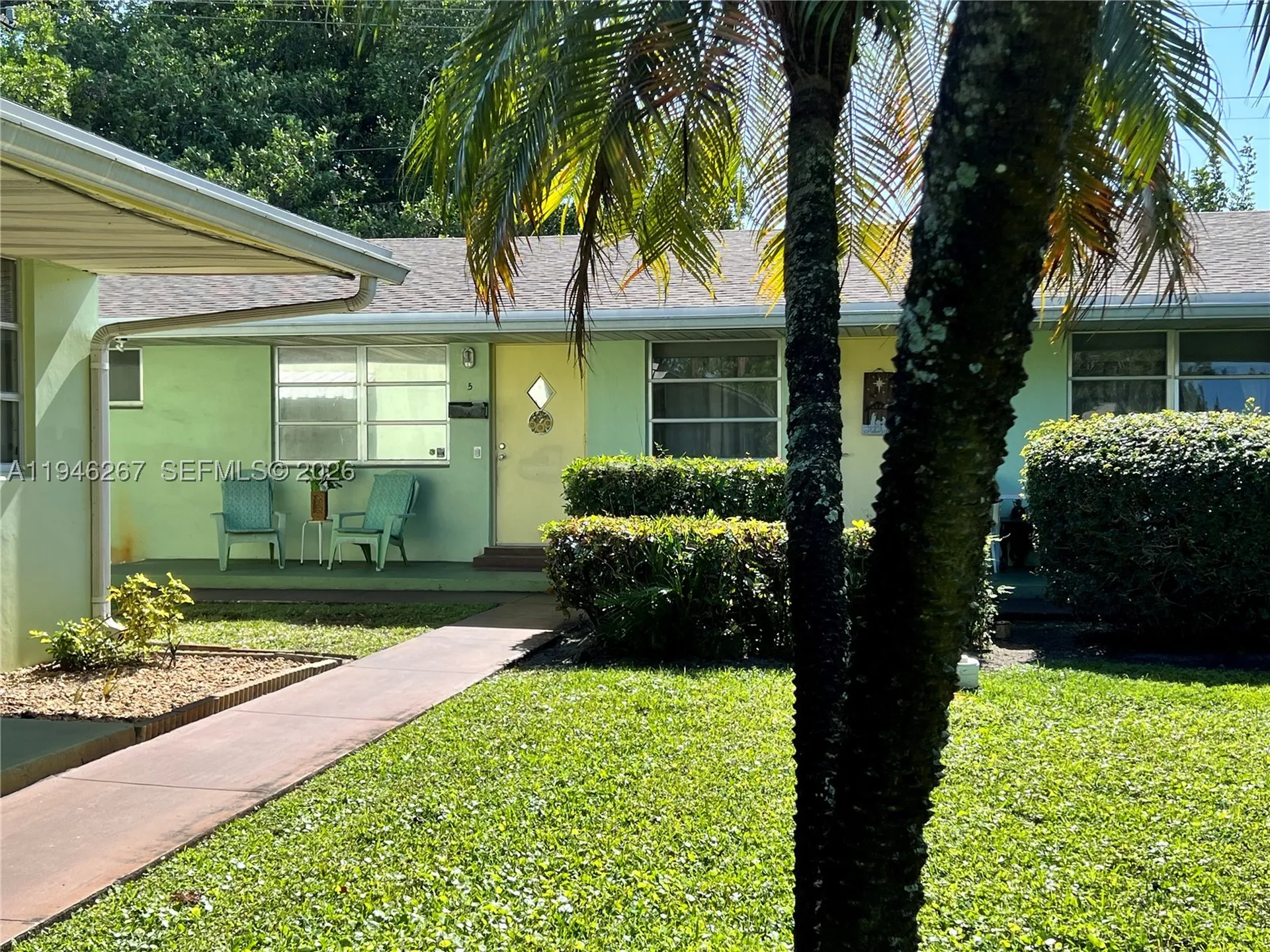 2702 Pierce Street Hollywood FL 33020