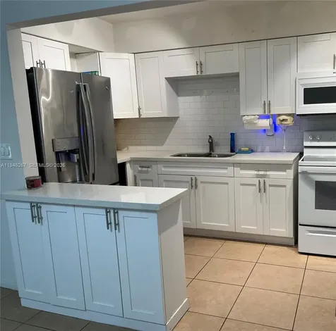 2702 Pierce Street Hollywood FL 33020