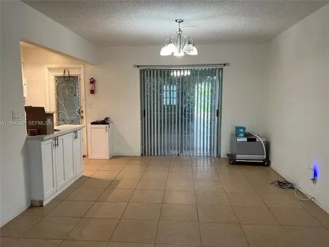 2702 Pierce Street Hollywood FL 33020