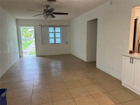 2702 Pierce Street Hollywood FL 33020