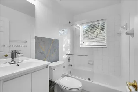 1413 SW 158th Avenue Pembroke Pines FL 33027