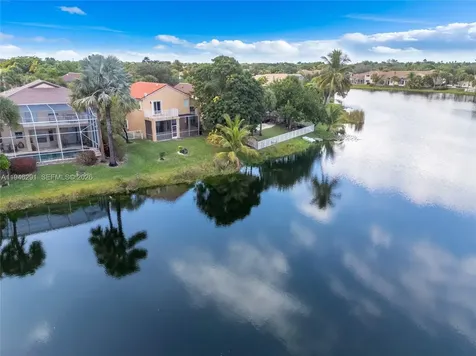 1413 SW 158th Avenue Pembroke Pines FL 33027