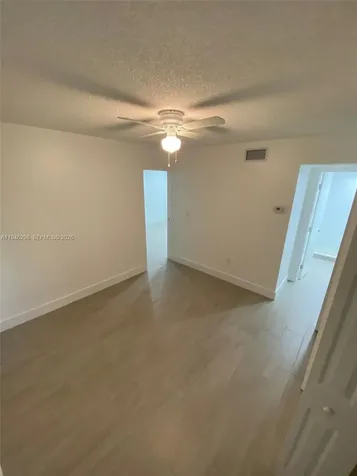 4805 NW 7th Street Miami FL 33126