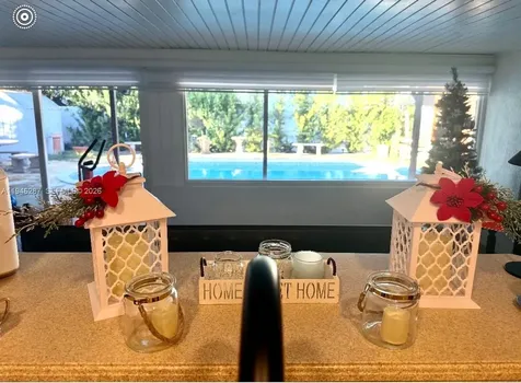 1243 W 78th Street Hialeah FL 33014