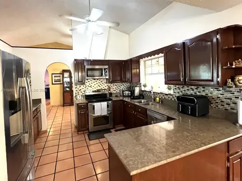 16200 SW 284th Street Homestead FL 33033