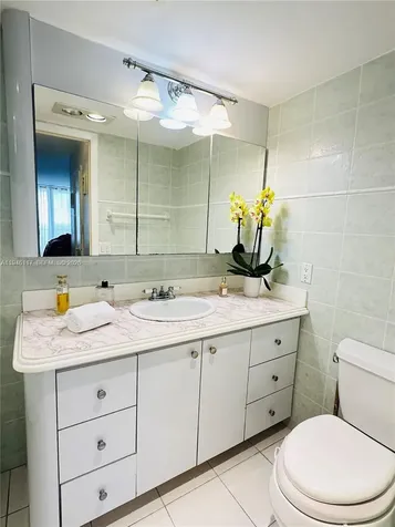 2750 NE 183rd Street Aventura FL 33160