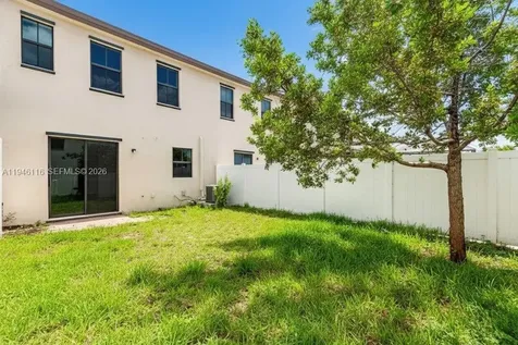 3326 W 112th Street Hialeah FL 33018