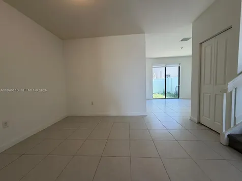 3326 W 112th Street Hialeah FL 33018