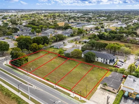 945 W Lucy Street Florida City FL 33034