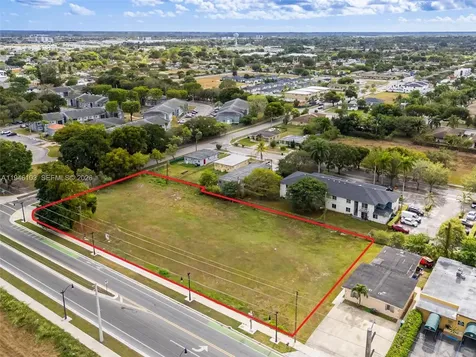 945 W Lucy Street Florida City FL 33034