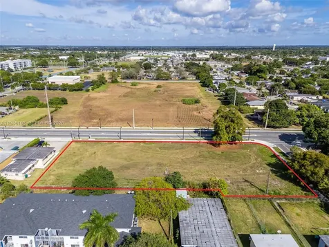 945 W Lucy Street Florida City FL 33034