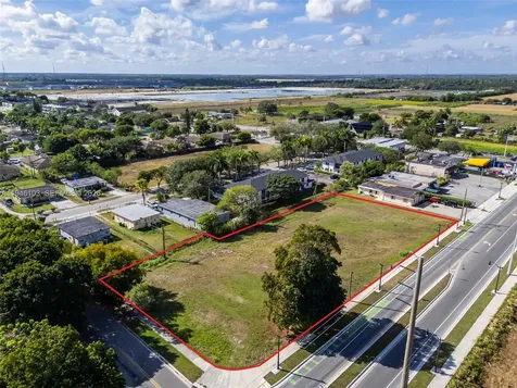 945 W Lucy Street Florida City FL 33034