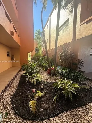 8818 W Mcnab Road Tamarac FL 33321