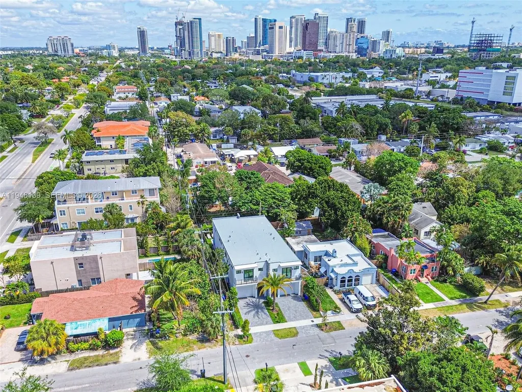 325 SW 16th Street Fort Lauderdale FL 33315
