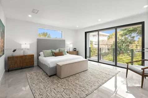 325 SW 16th Street Fort Lauderdale FL 33315