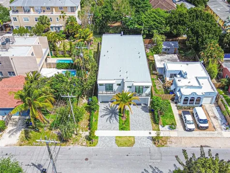 325 SW 16th Street Fort Lauderdale FL 33315