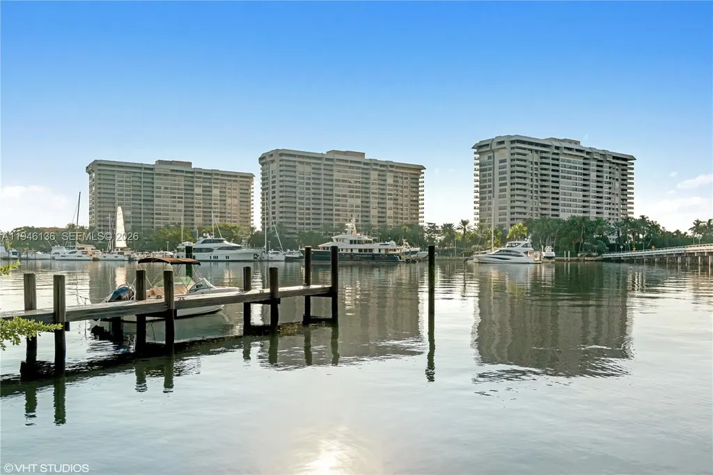 3 Grove Isle Drive Miami FL 33133