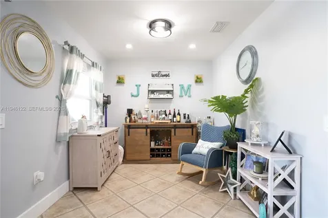 14954 SW 142nd Place Miami FL 33186