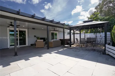 14954 SW 142nd Place Miami FL 33186