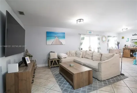 14954 SW 142nd Place Miami FL 33186