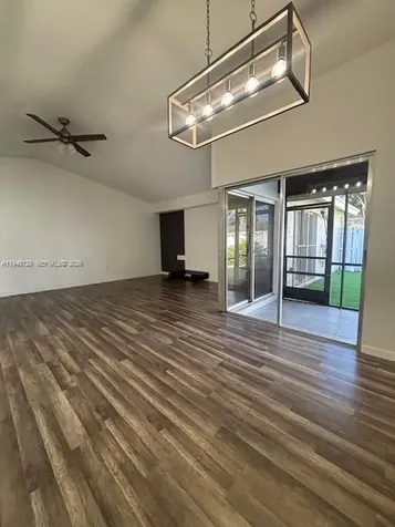 817 NE 214th Lane Miami FL 33179