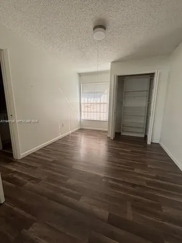 817 NE 214th Lane Miami FL 33179
