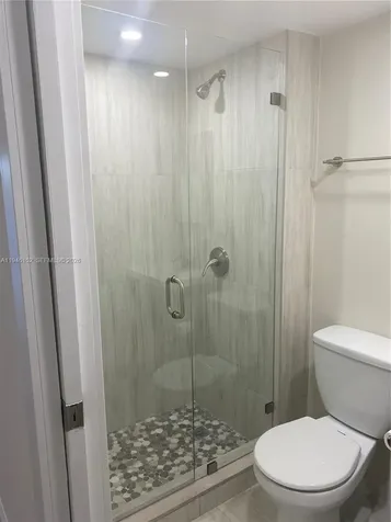 2575 SW 27th Avenue Coconut Grove FL 33133