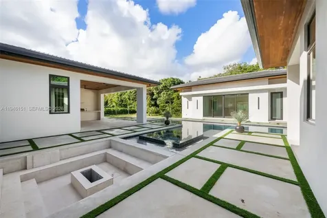 7725 SW 114th Street Pinecrest FL 33156
